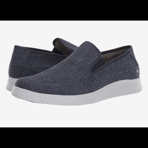 Tommy Bahama Acklins Relaxology Slip-On Sneaker.